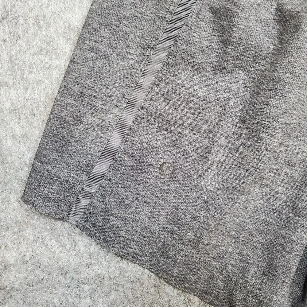 Lululemon Shorts Mens Medium Running Athletic Gray Lined Drawstring Gym Workout - Picture 7 of 12